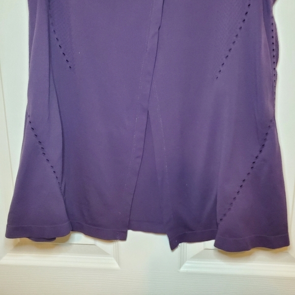 Athleta Tank Top Womens S Foothill Split Back Perforated Longline Crewneck Plum - Picture 6 of 8